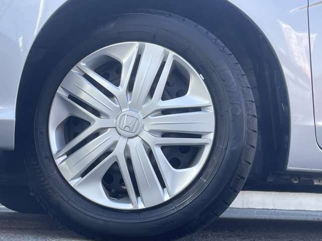 ホンダ フィット １．３ １３Ｇ Ｆ R1年 (関東) 99