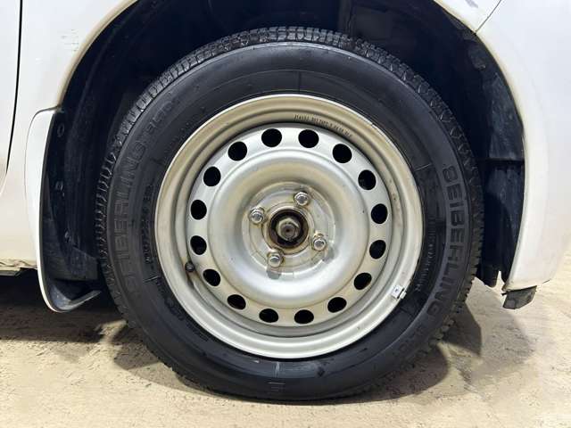 日産 マーチ １．２ １２Ｃ Ｂパッケージ H15年 (近畿) 99