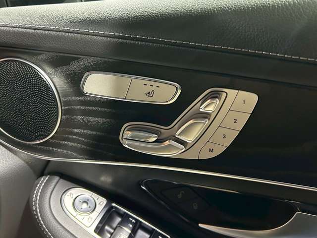 メルセデスベンツ ＧＬＣクーペ ２２０ Ｄ ４マチック ＡＭＧライン ４ＷＤ R2年 (近畿) 99