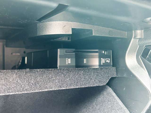 メルセデスベンツ ＧＬＣクーペ ２２０ Ｄ ４マチック ＡＭＧライン ４ＷＤ R2年 (近畿) 99