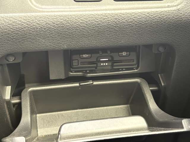 日産 セレナ １．２ Ｅ－ＰＯＷＥＲ ハイウェイスター Ｖ マルチベッド R2年 (東北) 99