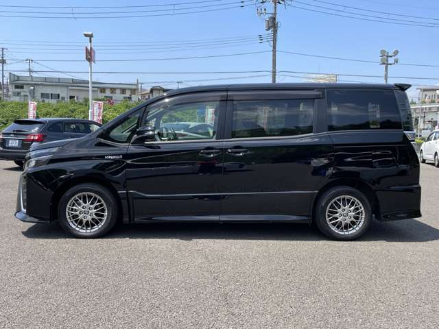 トヨタ ヴォクシー １．８ ハイブリッド ＺＳ H30年 (東北) 99