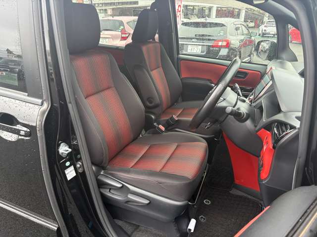 トヨタ ヴォクシー １．８ ハイブリッド ＺＳ H30年 (東北) 99
