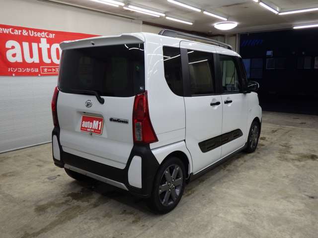 ダイハツ タント ６６０ ファンクロスターボ ＥＣＯＩＤＬＥ非装着車 R5年 () 99