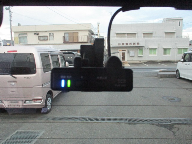 ホンダ Ｎ　ＢＯＸ カスタム ６６０ ＥＸ R4年 (関東) 99