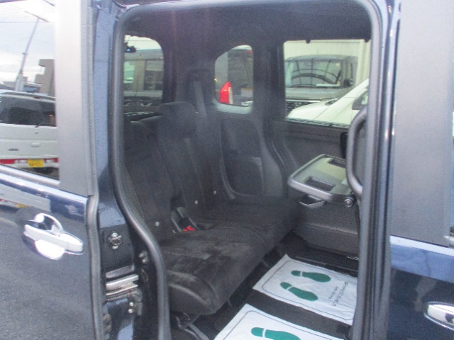 ホンダ Ｎ　ＢＯＸ カスタム ６６０ ＥＸ R4年 (関東) 99