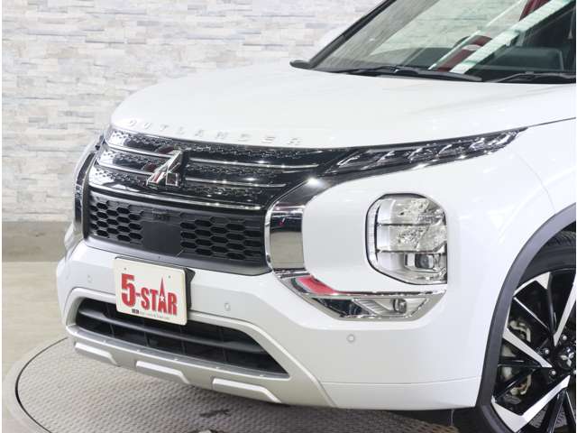 三菱 アウトランダーＰＨＥＶ ＰＨＥＶ ２．４ Ｐ ４ＷＤ R5年 (関東) 99