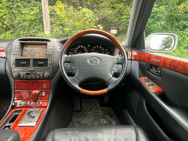 トヨタ セルシオ ４．３ Ｃ仕様 インテリアセレクション H15年 () 99