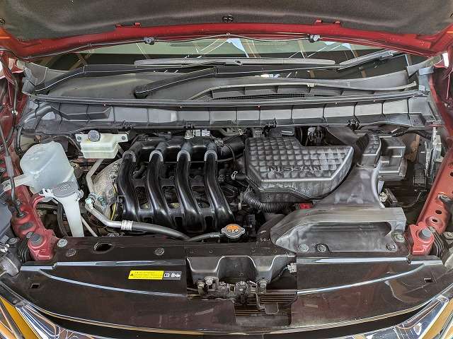 日産 セレナ ２．０ ハイウェイスター H29年 () 99