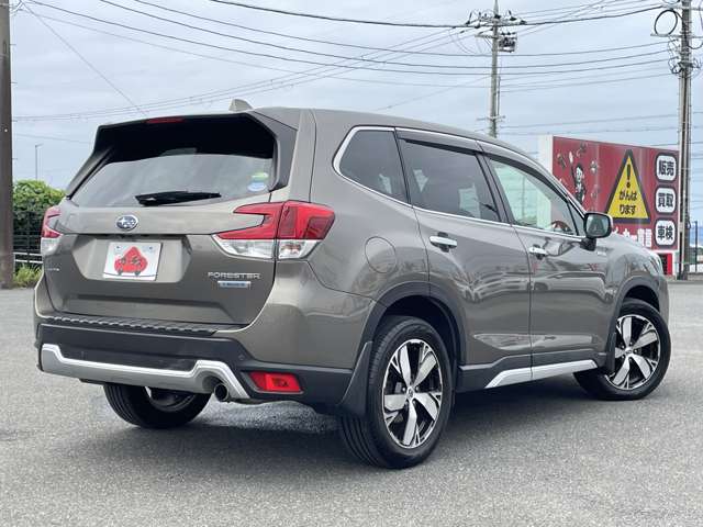 スバル フォレスター　ハイブリッド ２．０ アドバンス ４ＷＤ R1年 () 99