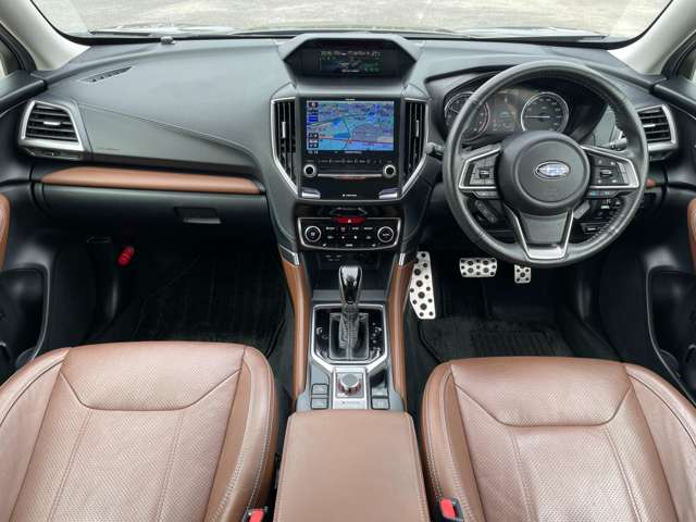 スバル フォレスター　ハイブリッド ２．０ アドバンス ４ＷＤ R1年 () 99