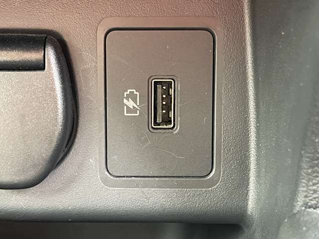 日産 キックス １．２ Ｘ ツートーン インテリアエディション （Ｅ－ＰＯＷＥＲ） R3年 () 99