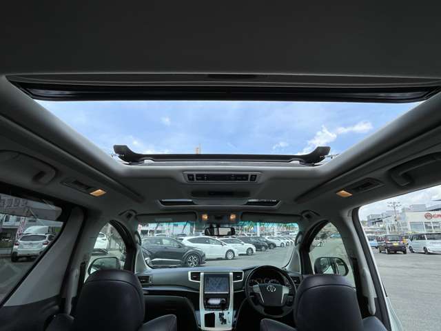 トヨタ ヴェルファイア ２．４ Ｚ ゴールデンアイズＩＩ H26年 (近畿) 99