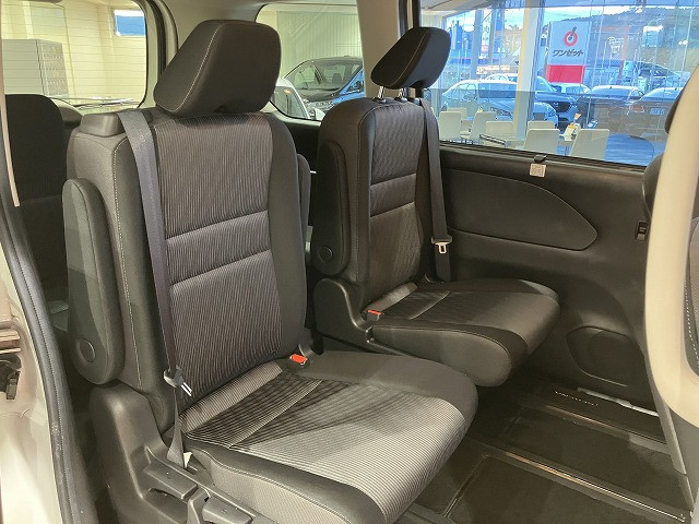 日産 セレナ １．２ Ｅ－ＰＯＷＥＲ ハイウェイスター Ｖ R3年 () 99