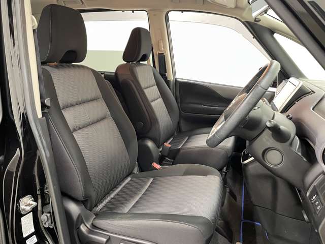 日産 セレナ １．２ Ｅ－ＰＯＷＥＲ ハイウェイスター Ｖ R4年 () 99