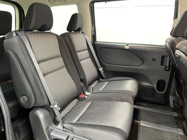 日産 セレナ １．２ Ｅ－ＰＯＷＥＲ ハイウェイスター Ｖ R4年 () 99