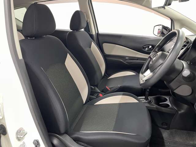 日産 ノート １．２ Ｅ－ＰＯＷＥＲ Ｘ シーギア リミテッド R1年 () 99
