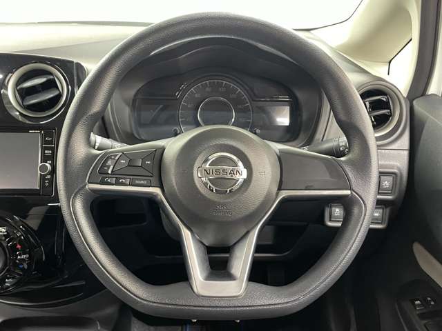 日産 ノート １．２ Ｅ－ＰＯＷＥＲ Ｘ H29年 () 99