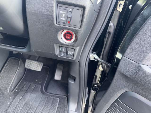ホンダ Ｎ　ＢＯＸ カスタム ６６０ Ｌ R4年 () 99