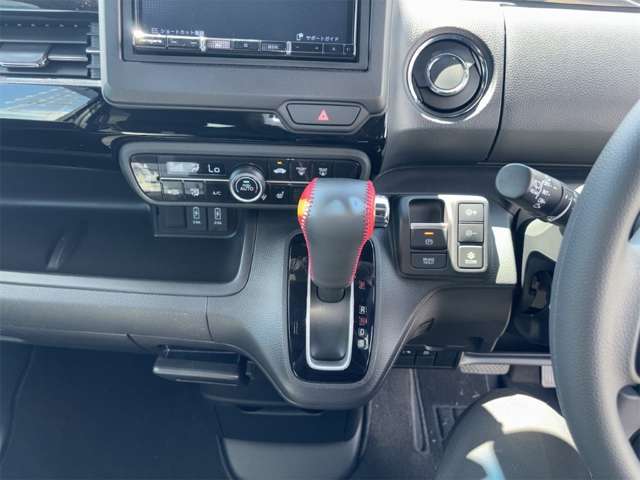 ホンダ Ｎ　ＢＯＸ カスタム ６６０ Ｌ R4年 () 99