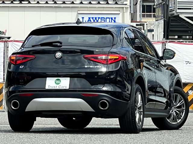 アルファロメオ ステルヴィオ ２．０ ターボ Ｑ４ ラグジュアリーパッケージ ４ＷＤ H30年 () 99