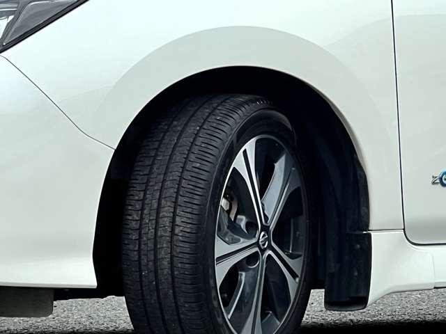 日産 リーフ Ｘ　Ｖセレクション R2年 () 99