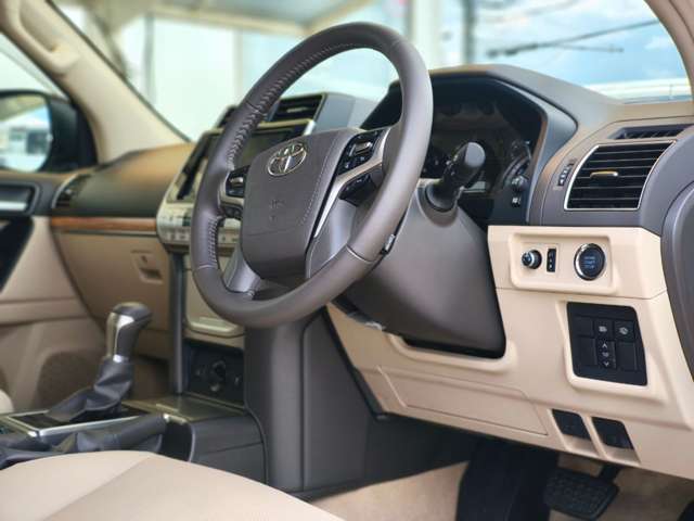 トヨタ ランドクルーザープラド ２．７ ＴＸ Ｌパッケージ ４ＷＤ R5年 (近畿) 99