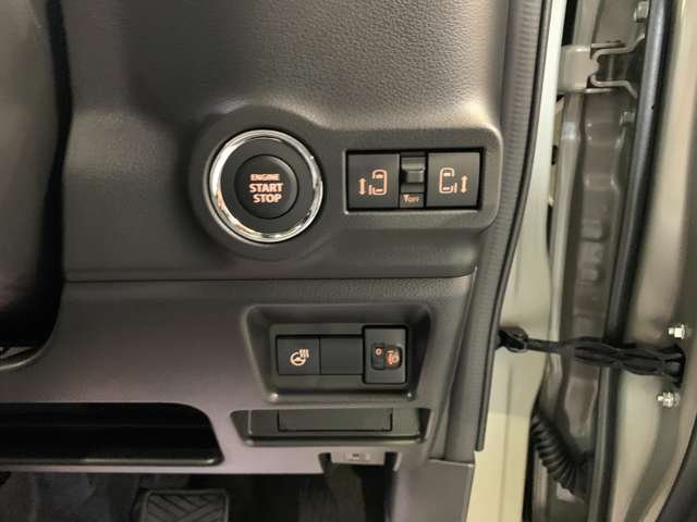 スズキ スペーシア ６６０ ギア ハイブリッド ＸＺ R8年 (近畿) 99