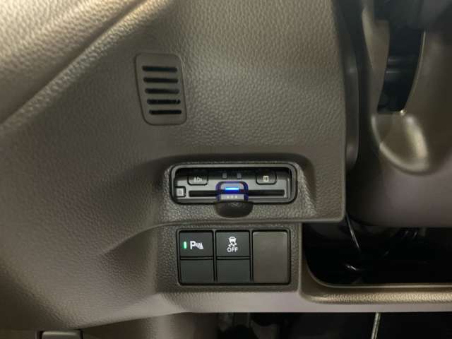 ホンダ Ｎ　ＢＯＸ ６６０ Ｇ R4年 (近畿) 99