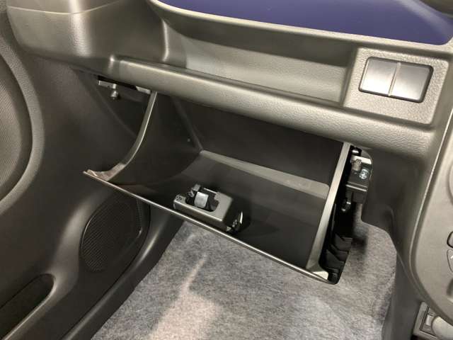 スズキ アルト ６６０ Ｌ R8年 (近畿) 99
