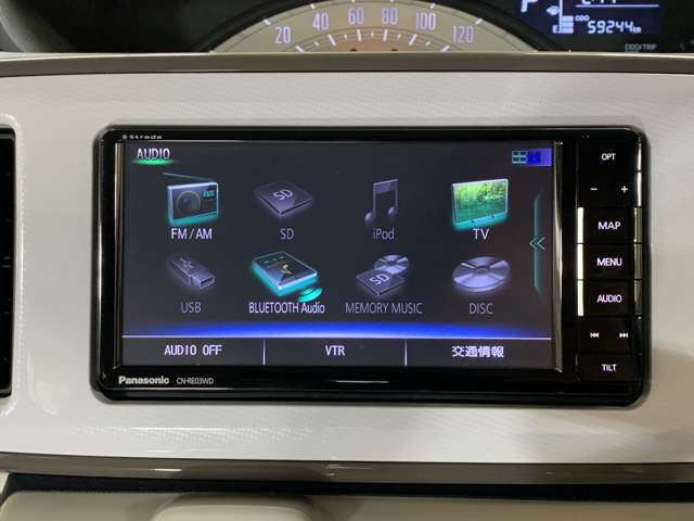 ダイハツ ムーヴ　キャンバス ６６０ Ｘ リミテッド メイクアップ ＳＡＩＩＩ H29年 (近畿) 99