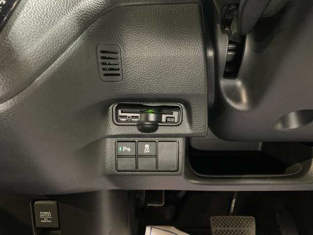 ホンダ Ｎ　ＢＯＸ カスタム ６６０ Ｌ ターボ R3年 (近畿) 99