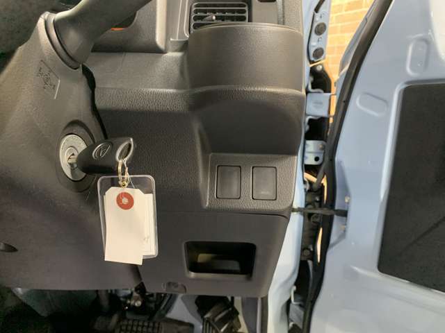 ダイハツ ハイゼットトラック ６６０ スタンダード ３方開 ４ＷＤ H27年 (近畿) 99
