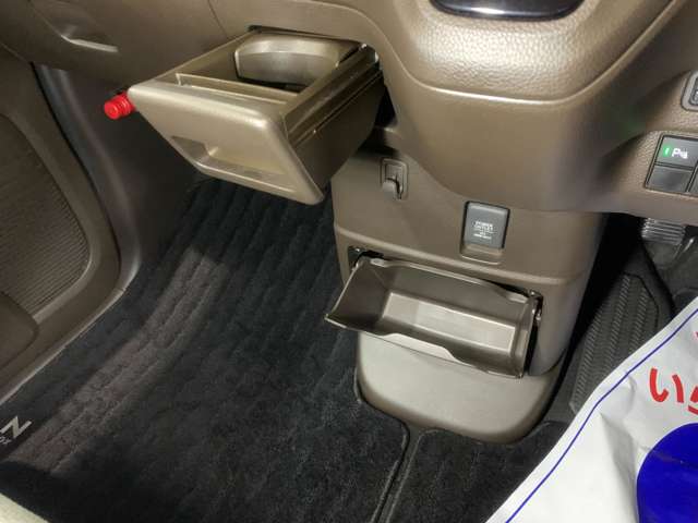 ホンダ Ｎ　ＢＯＸ ６６０ Ｌ R3年 (近畿) 99