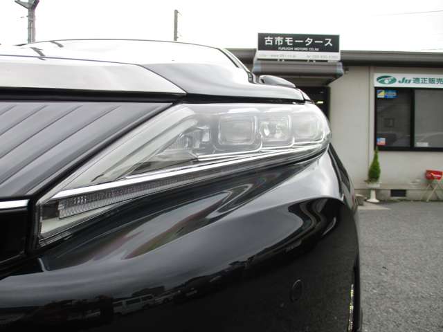 トヨタ ハリアー ２．０ プレミアム スタイル ノアール R1年 (中国) 99