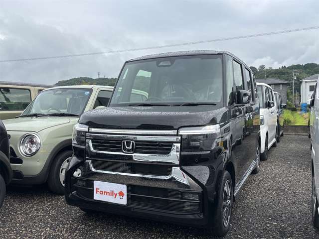 ホンダ Ｎ　ＢＯＸ カスタム ６６０ R8年 () 99