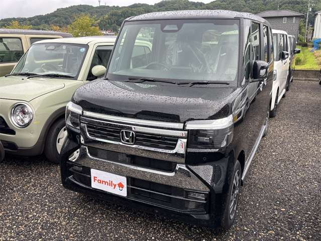 ホンダ Ｎ　ＢＯＸ カスタム ６６０ R8年 () 99