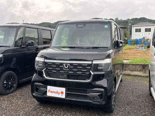ホンダ Ｎ　ＢＯＸ カスタム ６６０ R8年 () 99