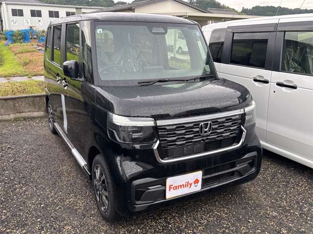 ホンダ Ｎ　ＢＯＸ カスタム ６６０ R8年 () 99