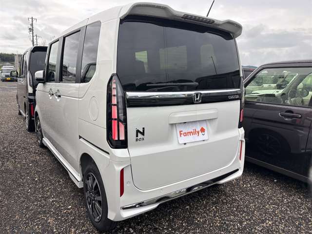 ホンダ Ｎ　ＢＯＸ カスタム ６６０ R8年 () 99