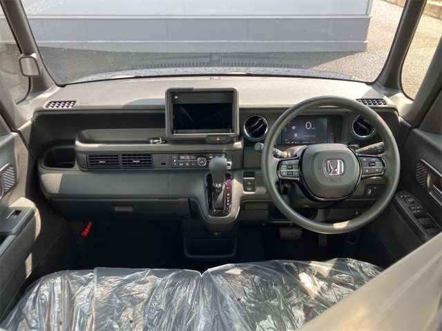 ホンダ Ｎ　ＢＯＸ カスタム ６６０ R8年 (東海) 99