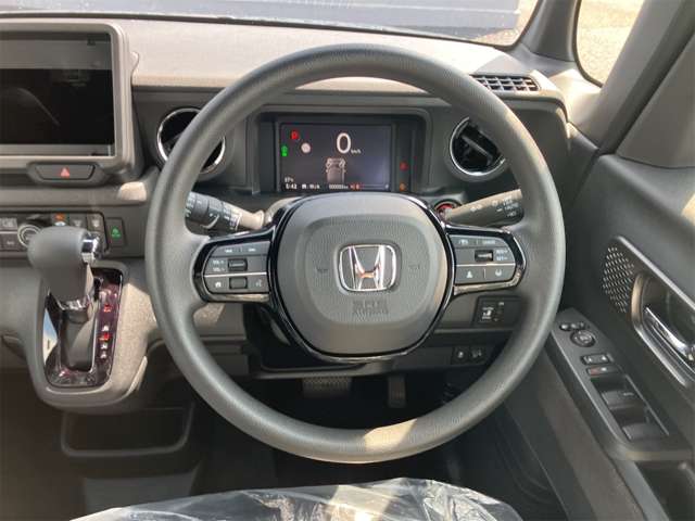 ホンダ Ｎ　ＢＯＸ カスタム ６６０ R8年 (東海) 99