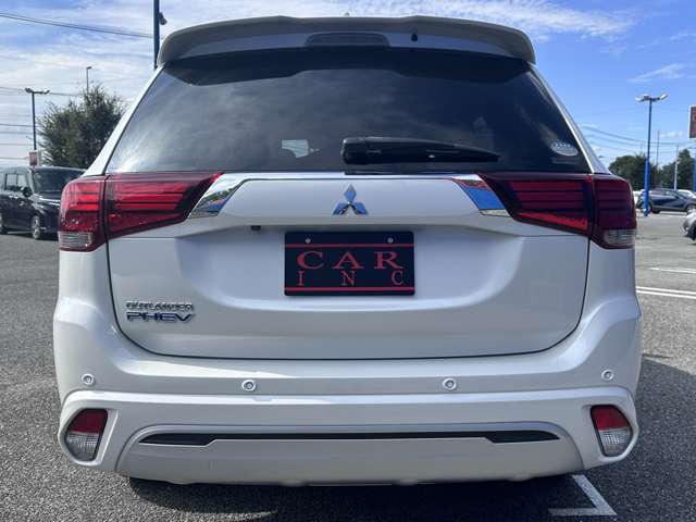 三菱 アウトランダーＰＨＥＶ ２．４ Ｇ ４ＷＤ R2年 () 99
