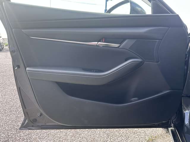 マツダ ＭＡＺＤＡ３　ファストバック ２．０ ２０Ｓ プロアクティブ ツーリング セレクション R1年 () 99