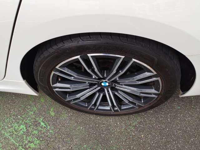 ＢＭＷ ３シリーズ ３２０Ｉ Ｍスポーツ R3年 (近畿) 99