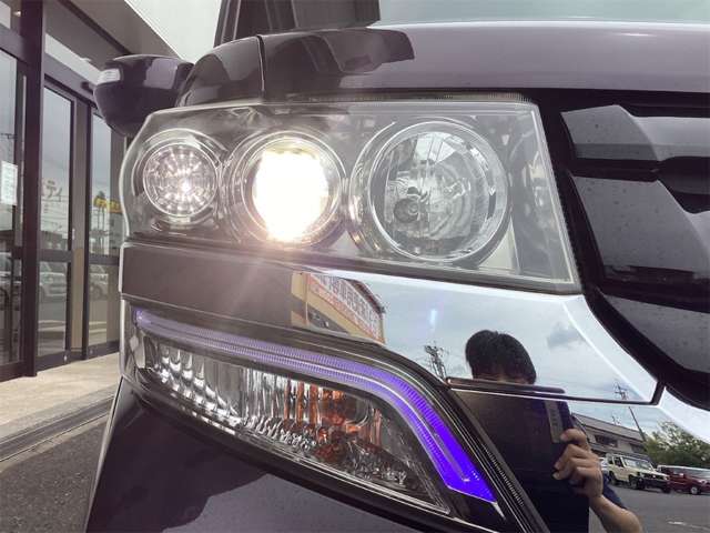 ホンダ Ｎ　ＢＯＸ ６６０ カスタムＧ ＳＳパッケージ ブラックスタイル H29年 (近畿) 99