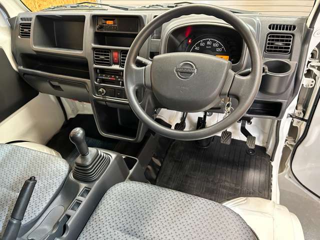 日産 ＮＴ１００クリッパー ６６０ ＤＸ ４ＷＤ H27年 (近畿) 99