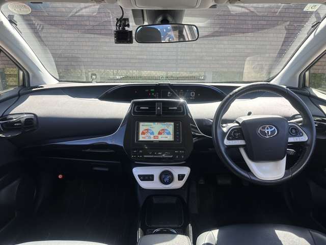 トヨタ プリウス １．８ Ｓ ツーリングセレクション H28年 (関東) 99