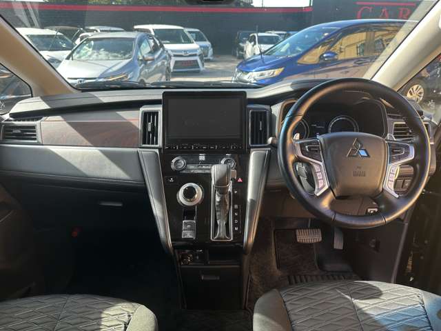 三菱 デリカ　Ｄ：５ ２．２ Ｇ パワーパッケージ ディーゼルターボ ４ＷＤ R3年 (関東) 99