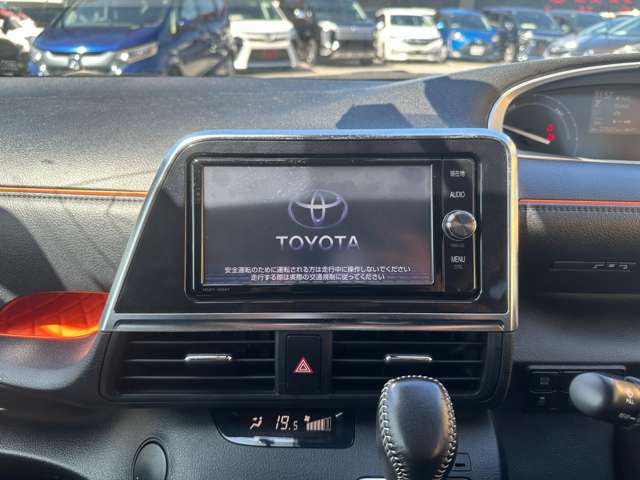 トヨタ シエンタ　ハイブリッド ハイブリッド １．５ Ｇ H29年 (関東) 99
